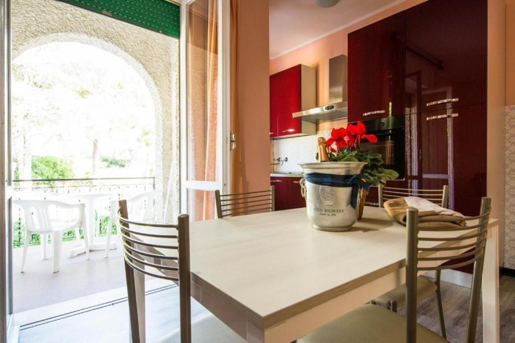 Blu Mare Apartments Pietra Ligure Eksteriør bilde